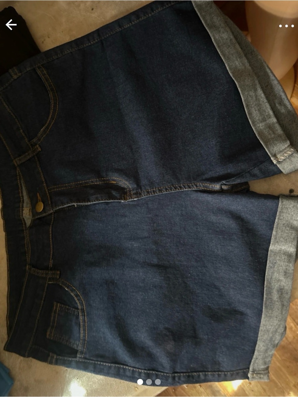 Women Dark Wash High Waisted Denim Shorts Cuffed Hem Stretch Jean Shorts
